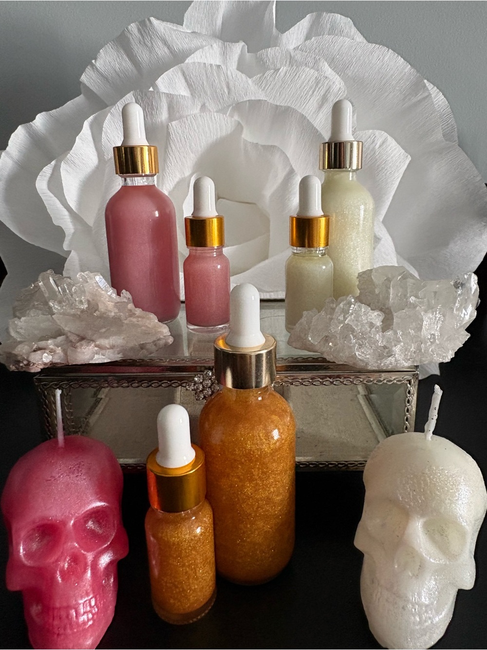 Jezebel Enchanted Body Oil | Glamour, Seduction & Soft Glow - Venus Vibration - Picture 2 of 4